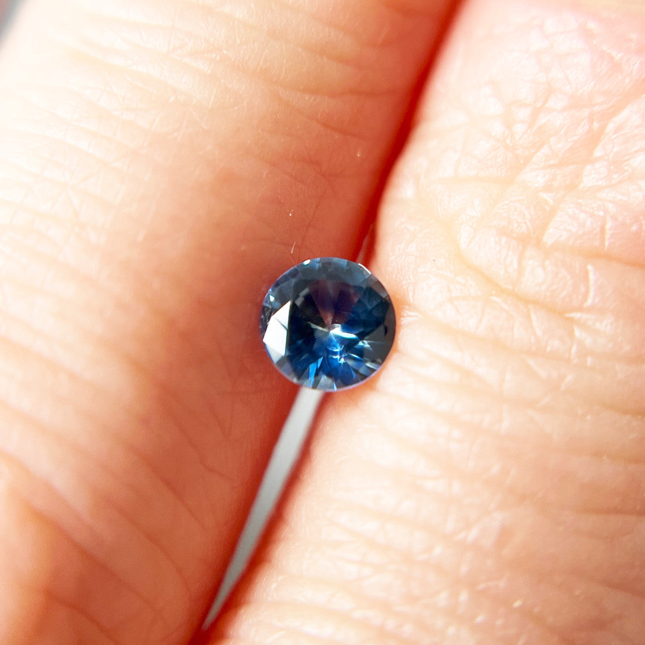 Round Denim Blue Montana Sapphire