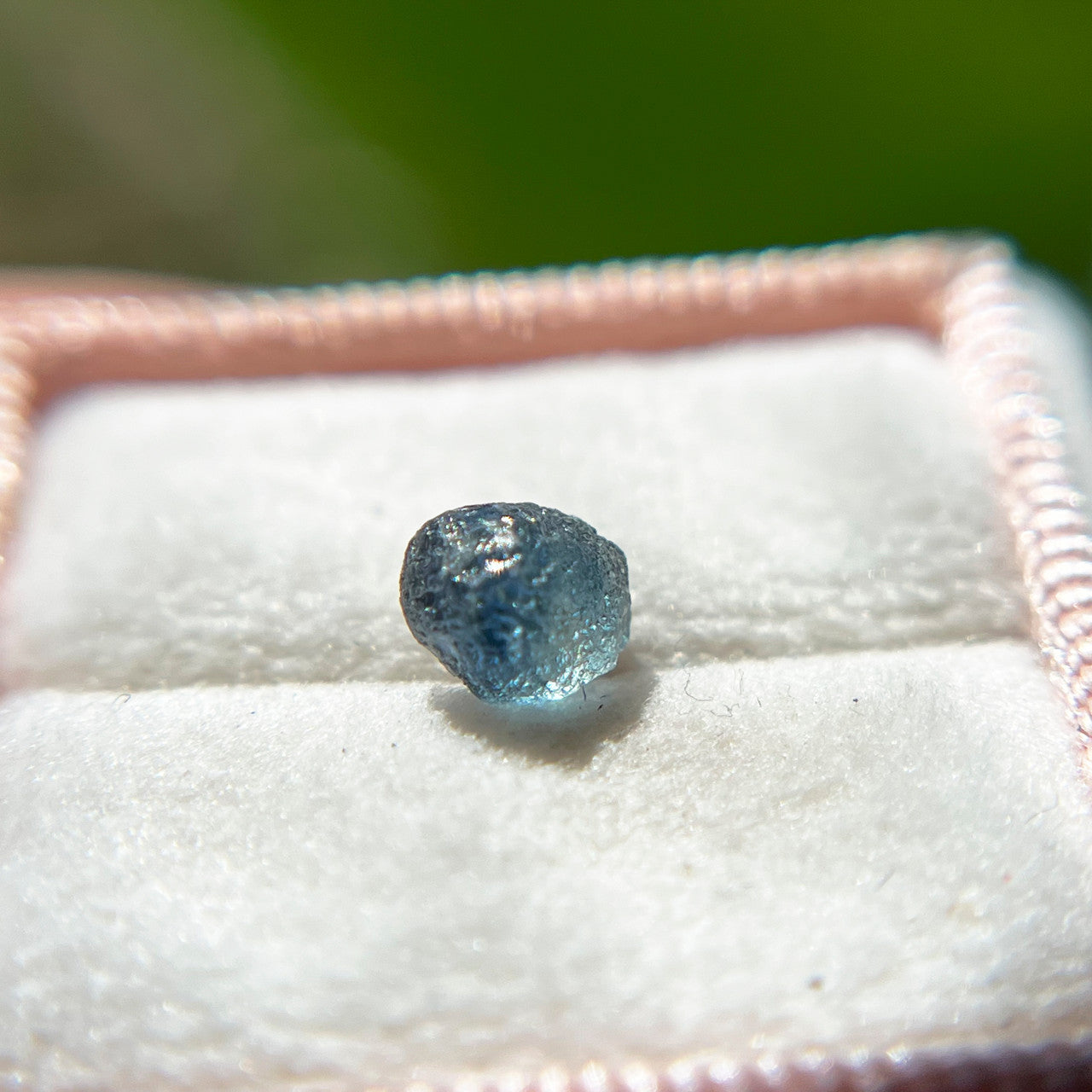 Rough Uncut Teal Blue Montana Sapphire 1027