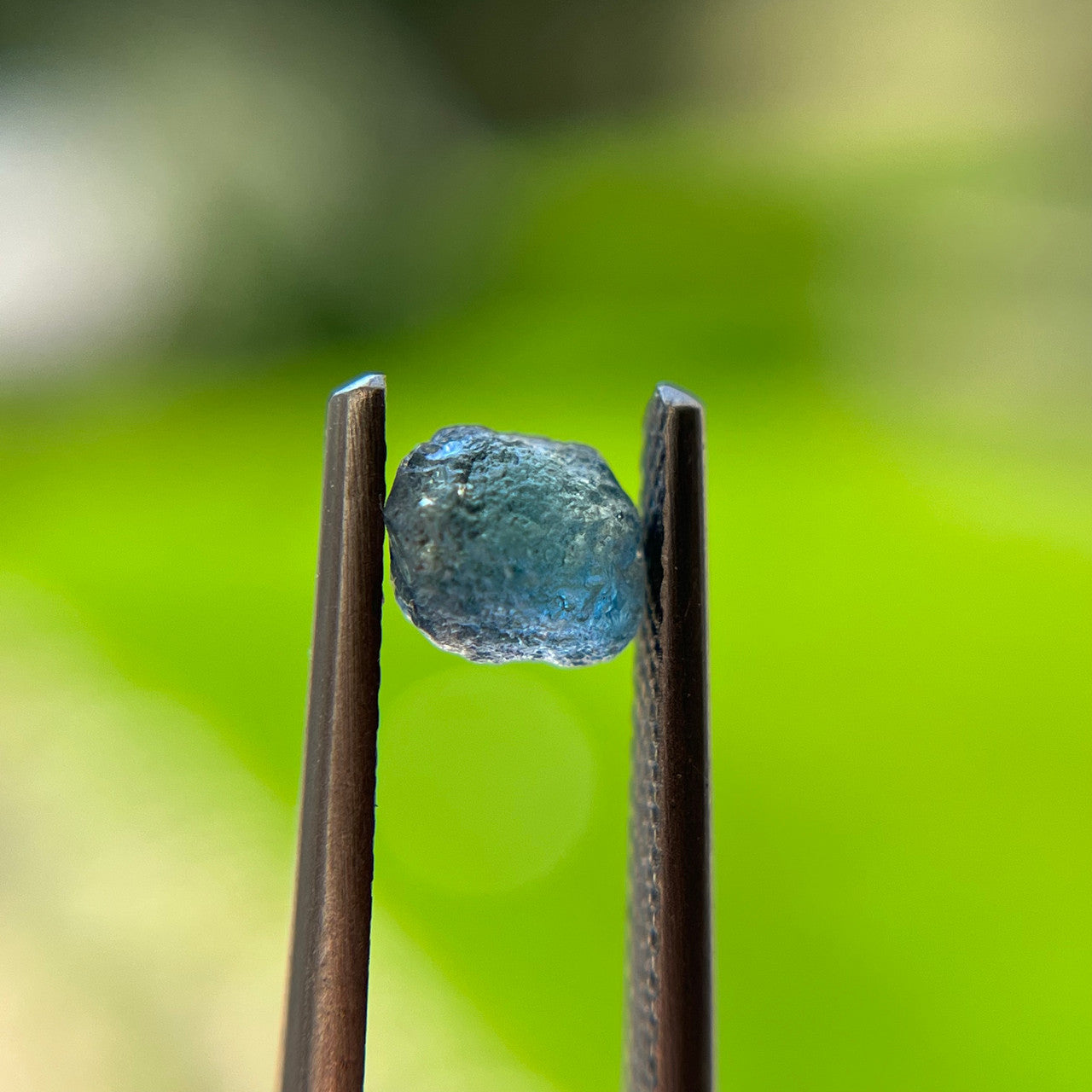 Rough Uncut Teal Blue Montana Sapphire 1027
