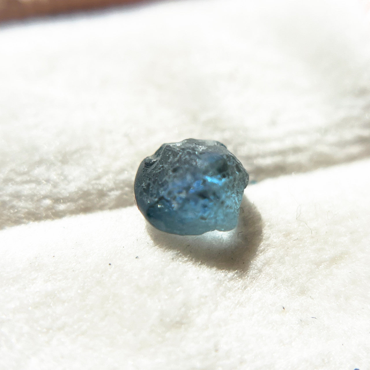Rough Uncut Teal Blue Montana Sapphire 1029