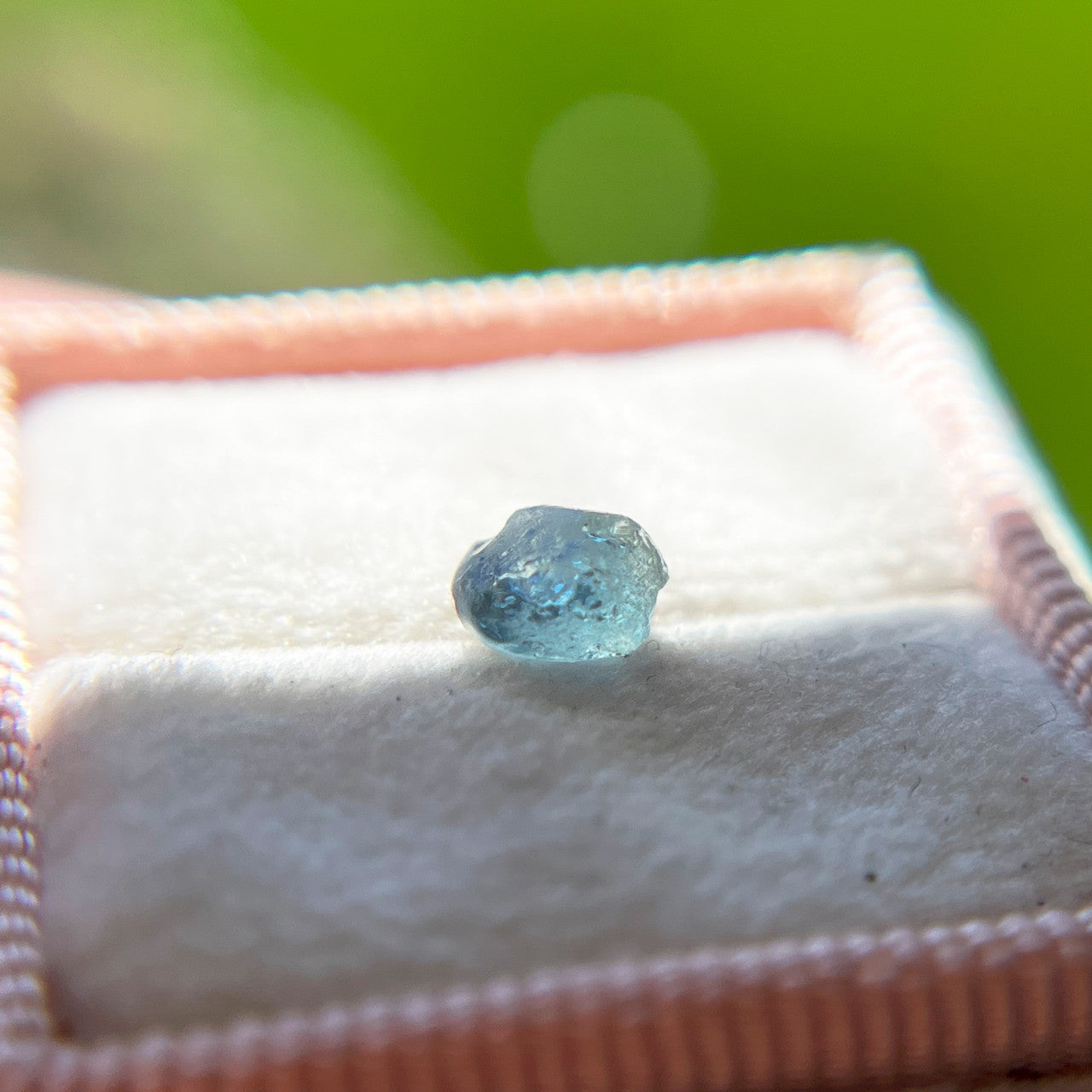 Rough Uncut Teal Blue Montana Sapphire 1029