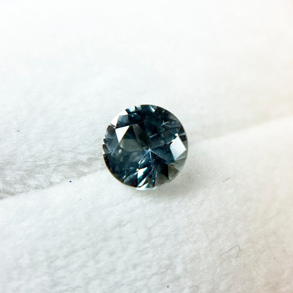 Round Light Green Montana Sapphire