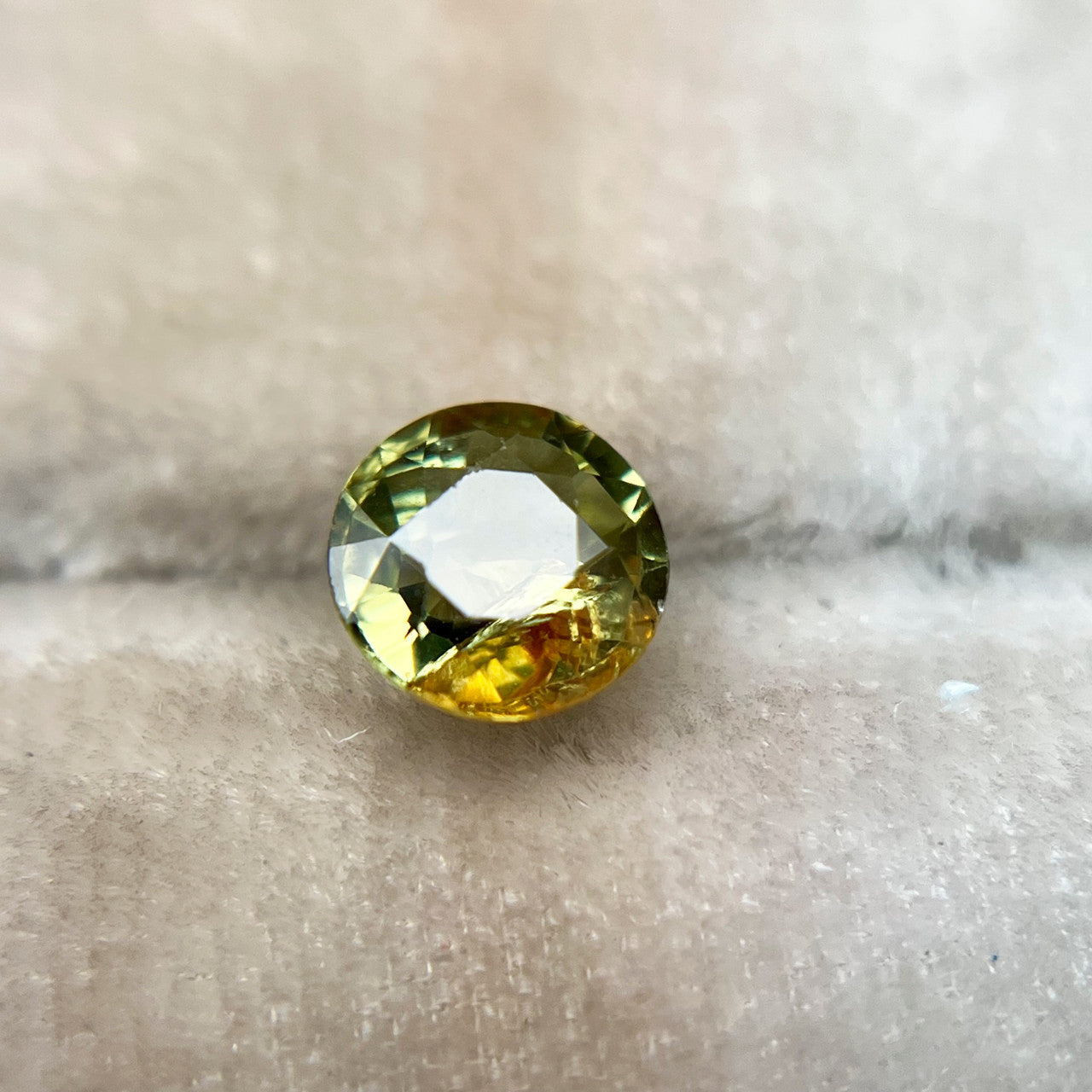 Golden Lime Green Particolour Montana Sapphire