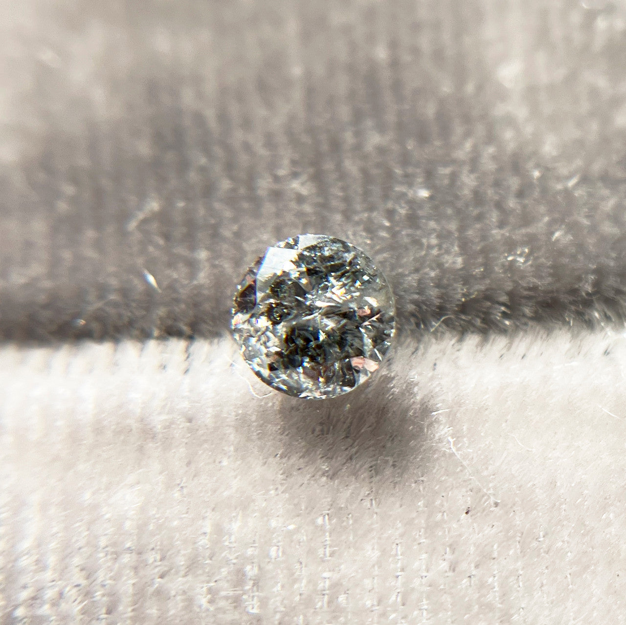 Reclaimed Salt & Pepper Diamond