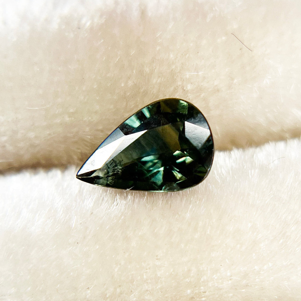 Bicolor Teal Blue Pear Cut Montana Sapphire