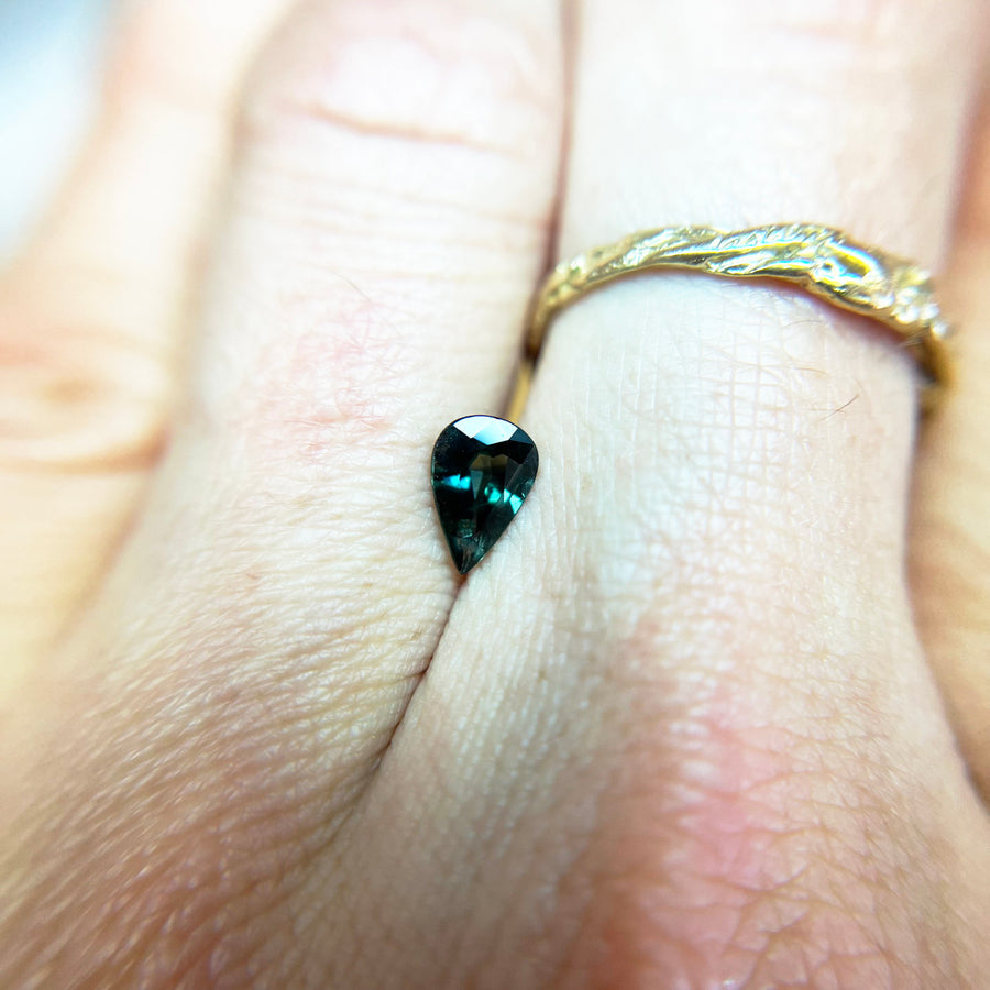 Bicolor Teal Blue Pear Cut Montana Sapphire