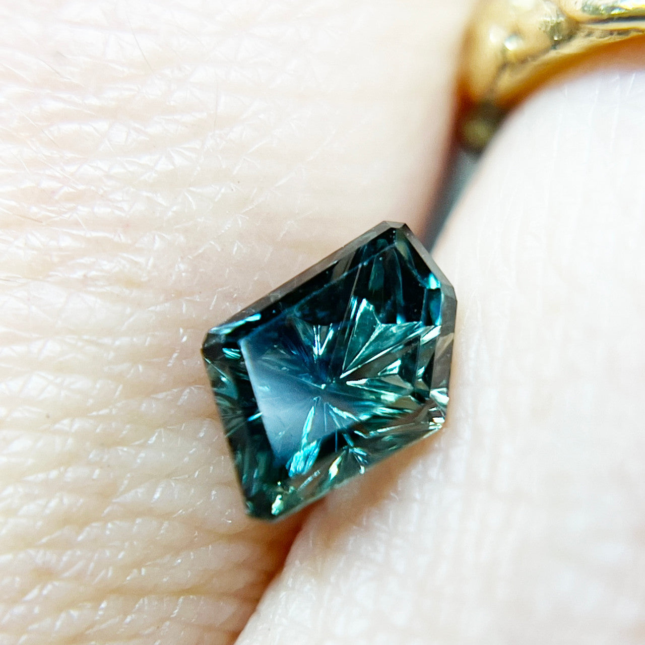 Teal Sapphire Freeform Star Brite™ Cut by John Dyer