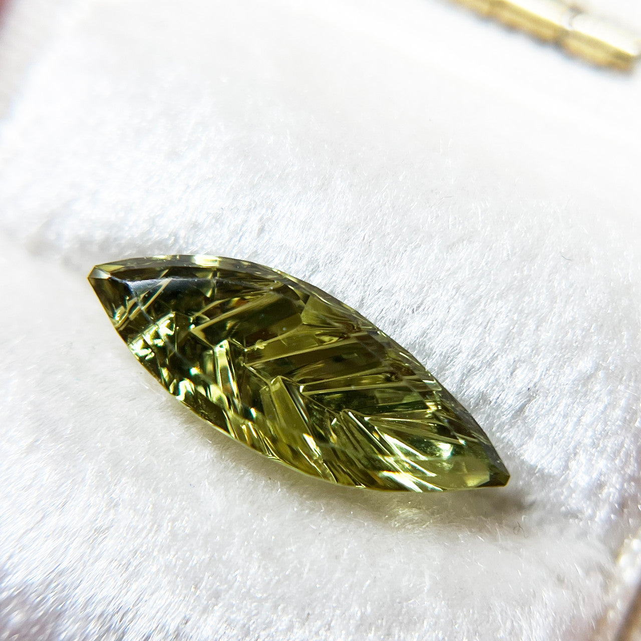 Yellow Green Leaf Sapphire Marquise Dreamscape™ Cut by John Dyer