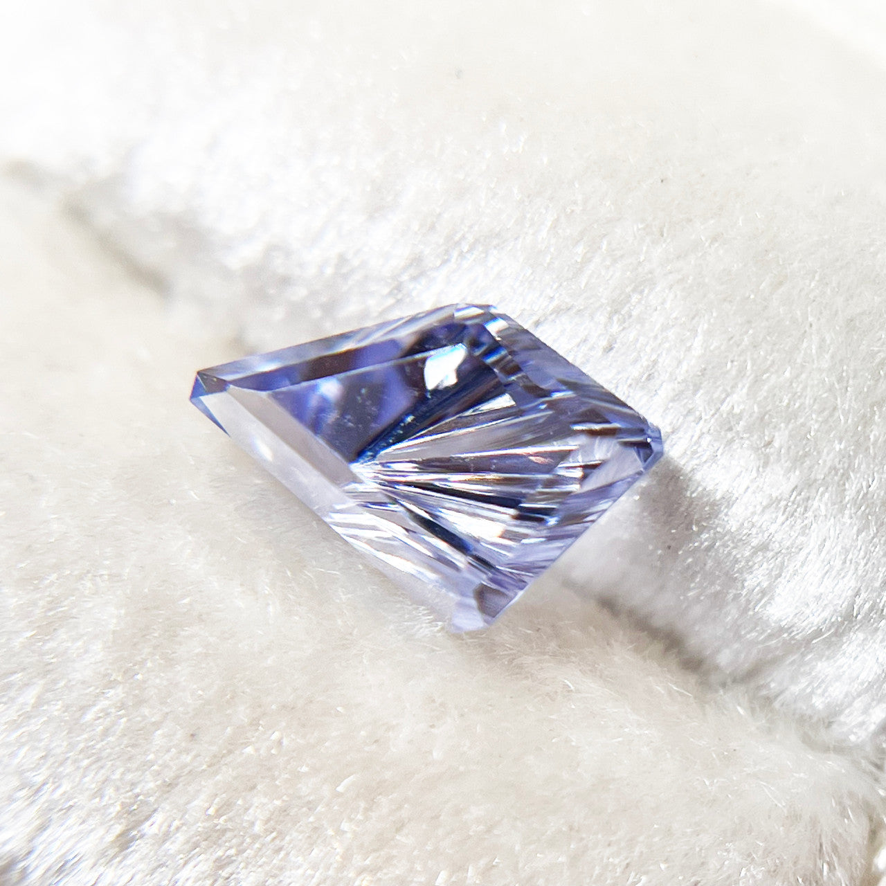 Tanzanite Freeform Dreamscape™ Cut by John Dyer
