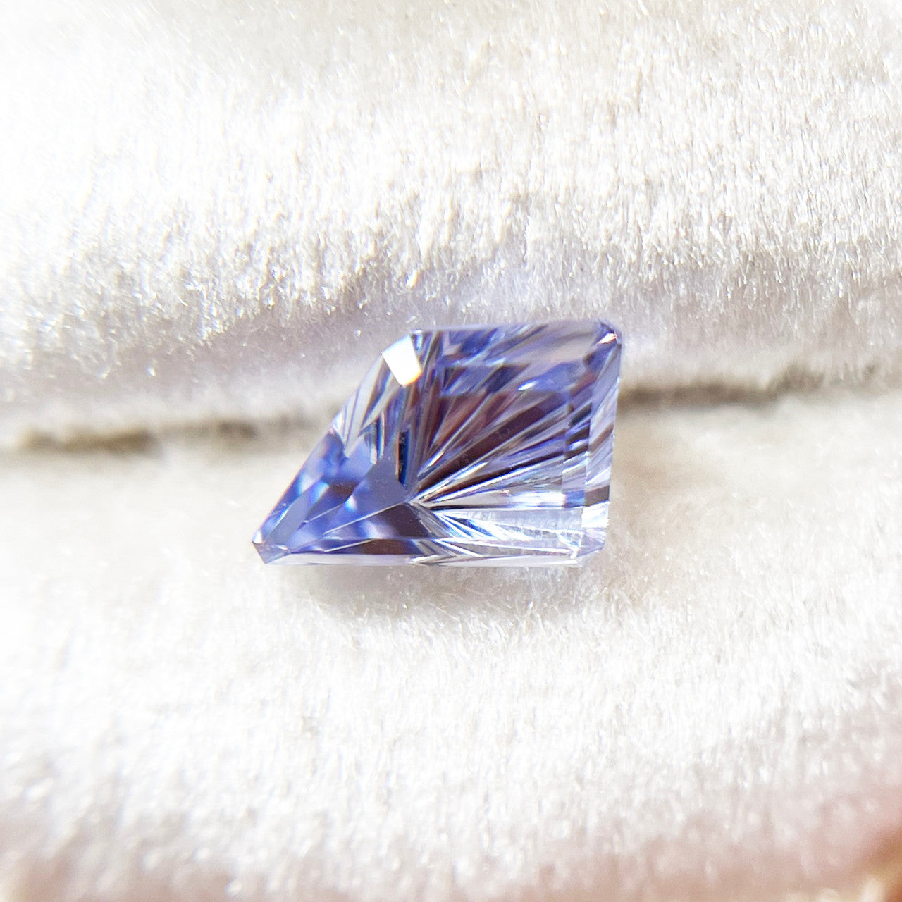 Tanzanite Freeform Dreamscape™ Cut by John Dyer