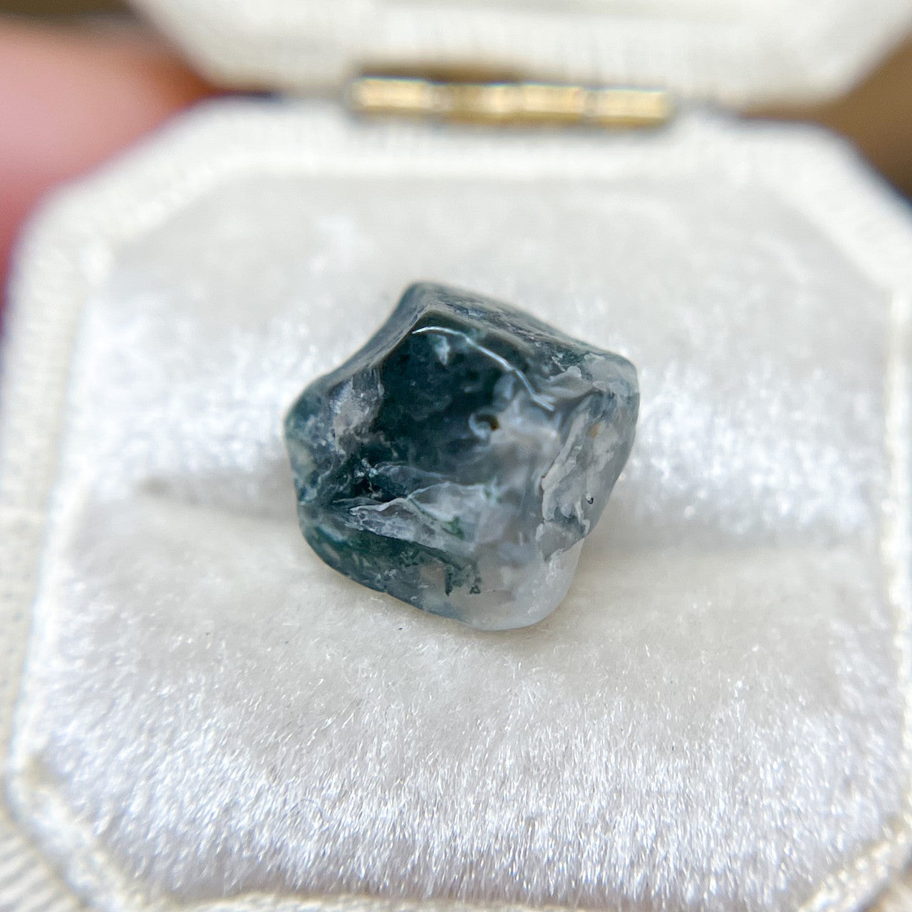 Forest Green Uncut Moss Agate - 1157