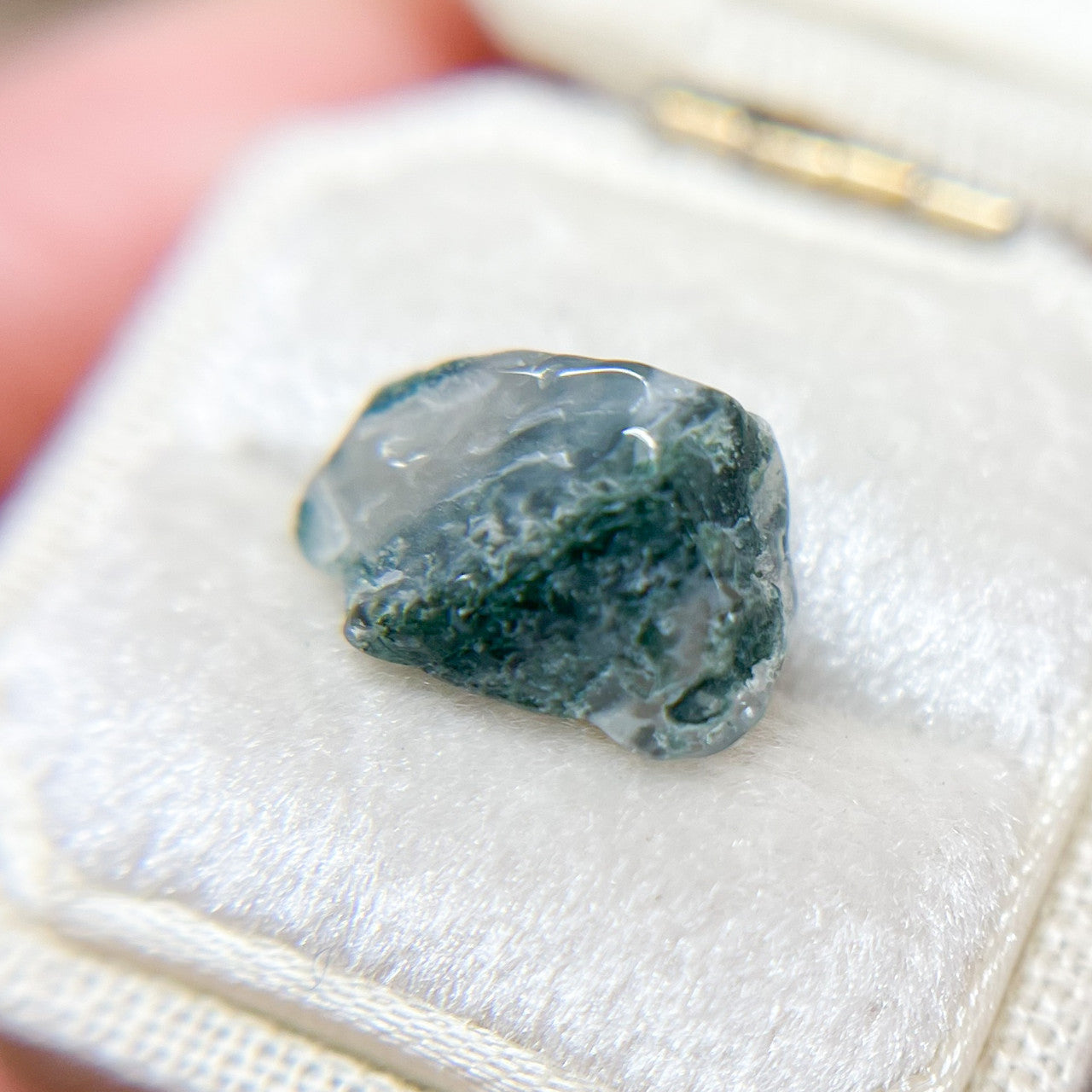Uncut Moss Agate