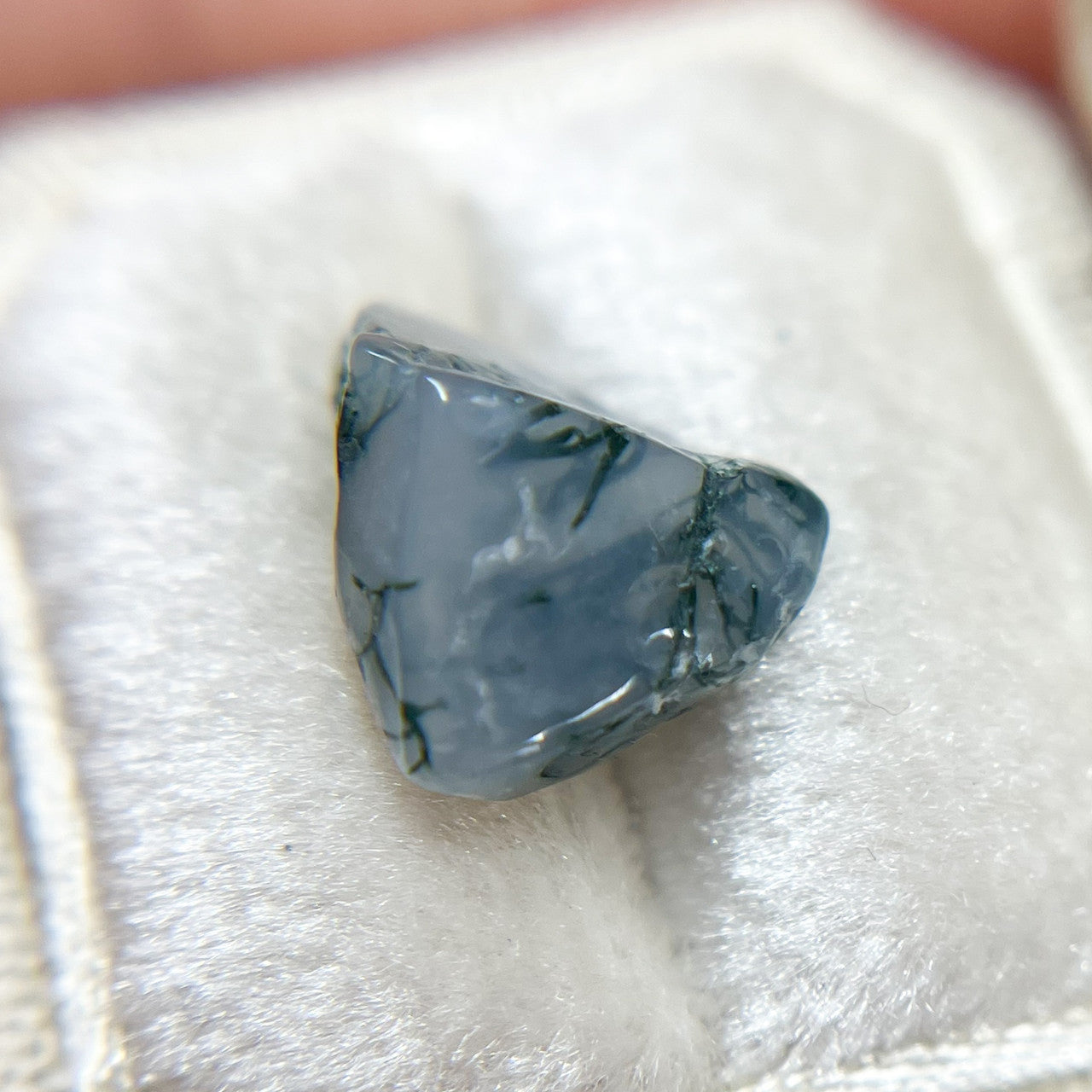 Veined Uncut Moss Agate