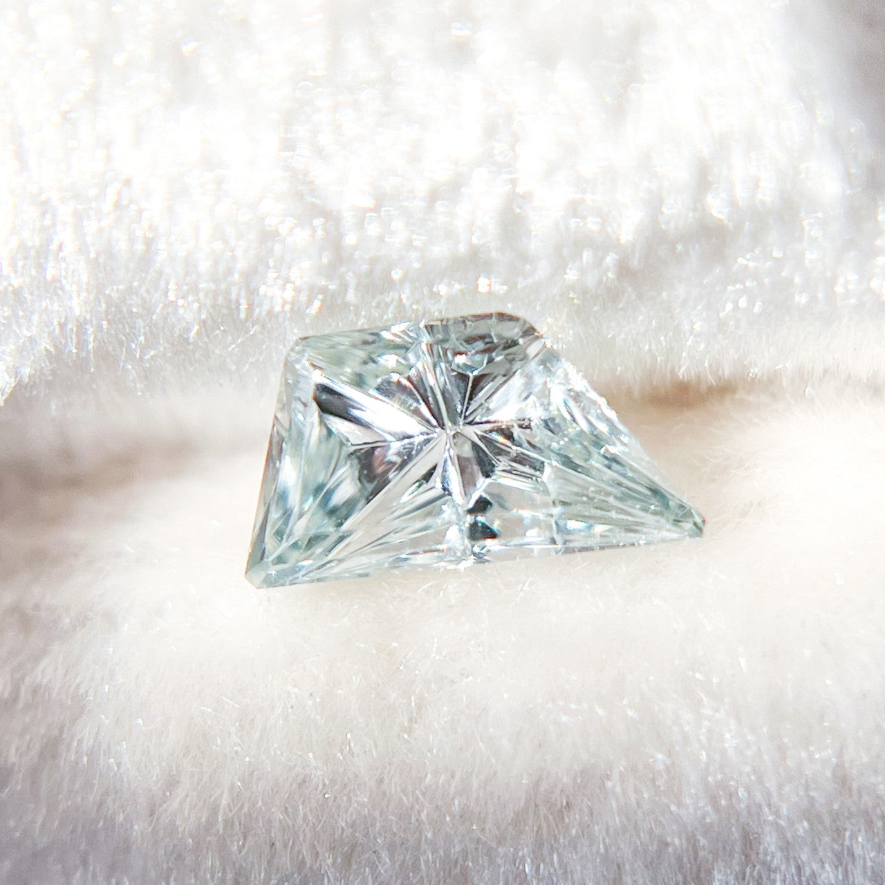 Green Montana Sapphire Freeform Dreamscape™ Cut by John Dyer