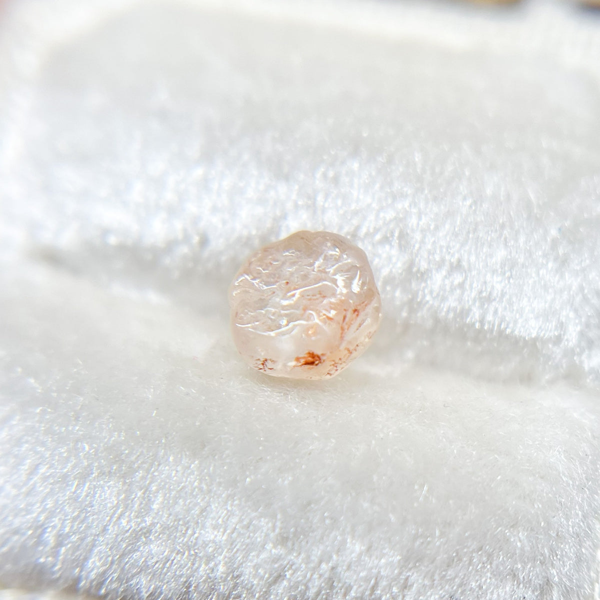Uncut Peach Montana Sapphire