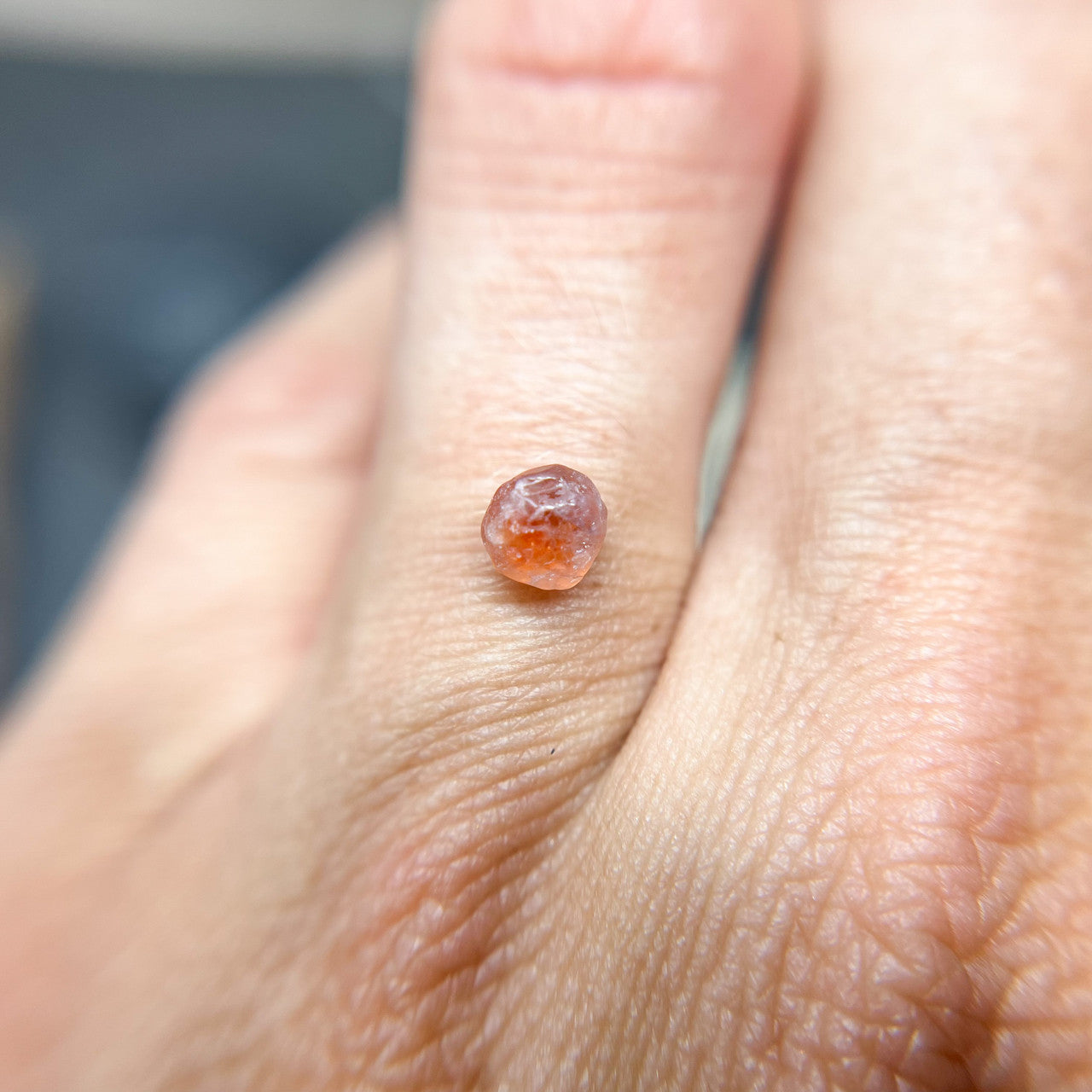 Uncut Dark Pink Montana Sapphire