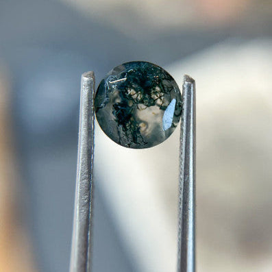 7mm Round Dark Veined Moss Agate