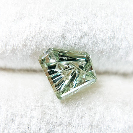 Light Green Montana Sapphire Freeform Dreamscape™ Cut by John Dyer