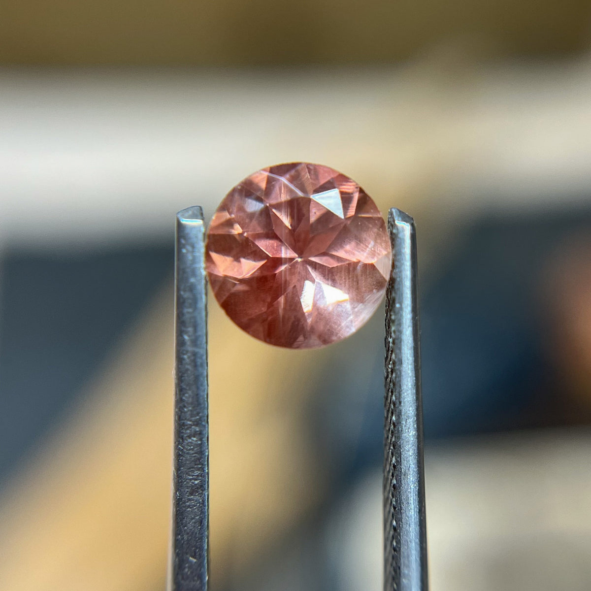 Round Cut Oregon Sunstone