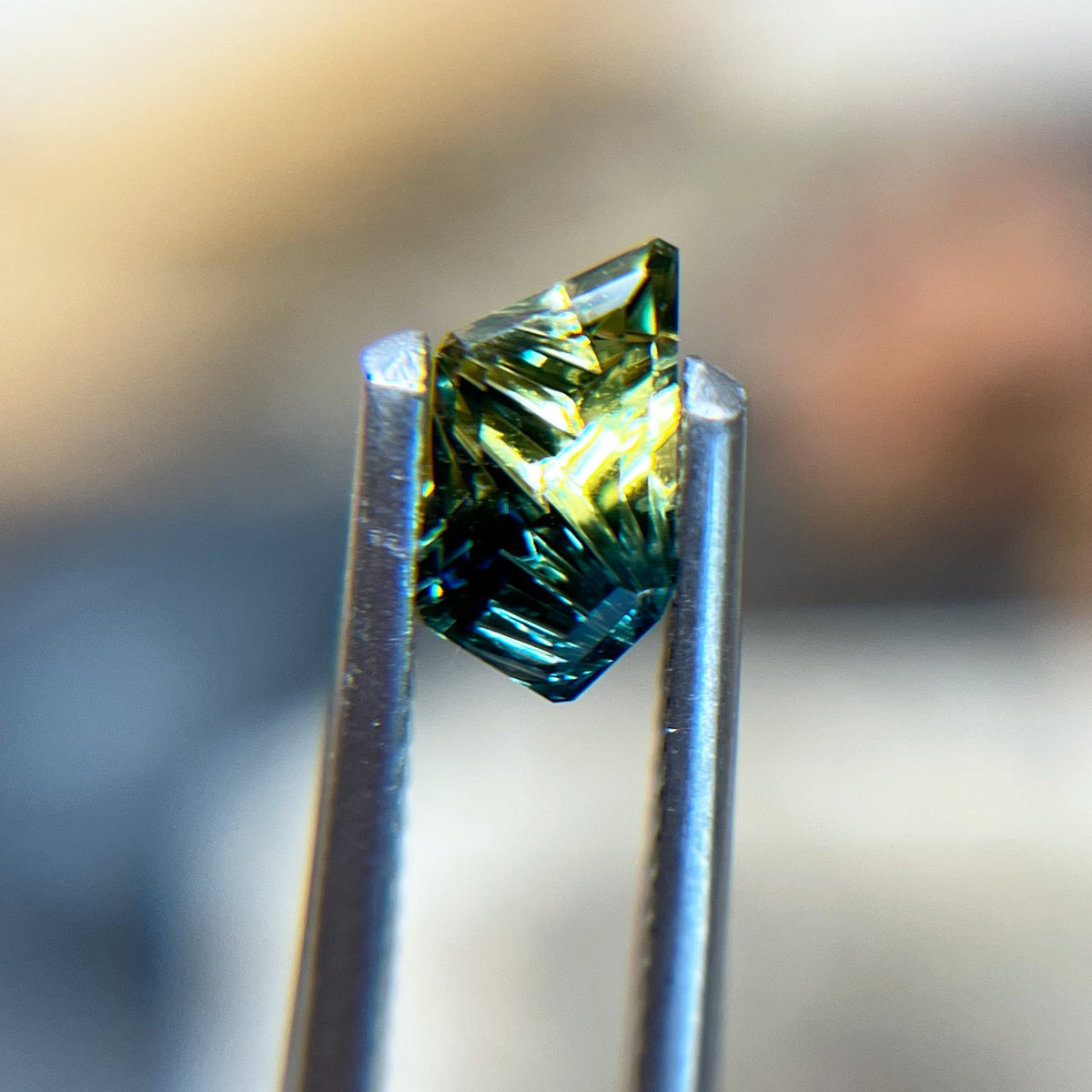 Parti Color Teal Lime Australian Sapphire Dreamscape™ Cut by John Dyer
