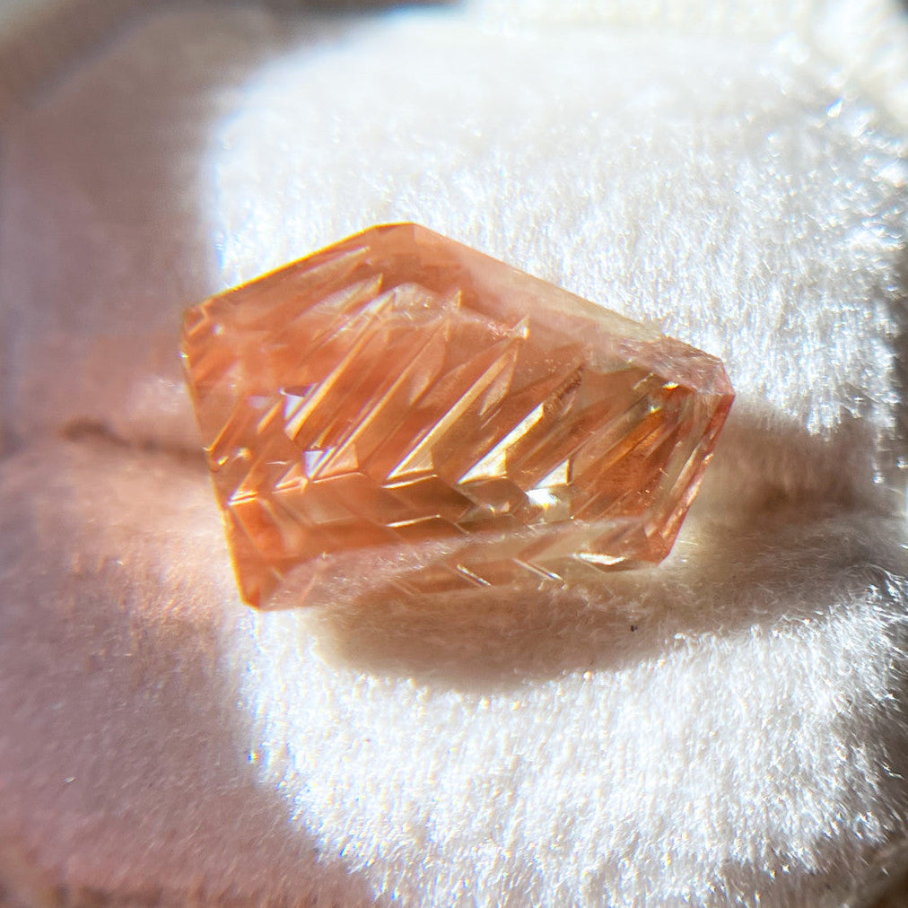 Oregon Sunstone Freeform Dreamscape™ Cut by John Dyer