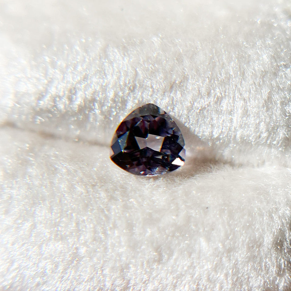 Lavender Trillion Cut Spinel