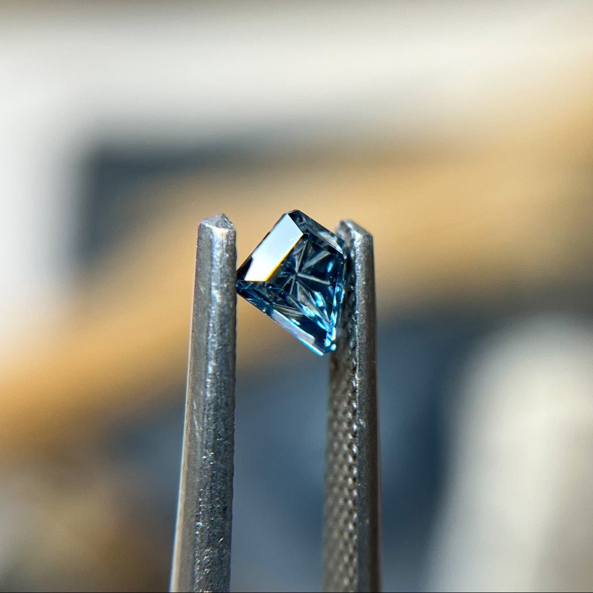 Blue Sapphire Freeform Cut by John Dyer
