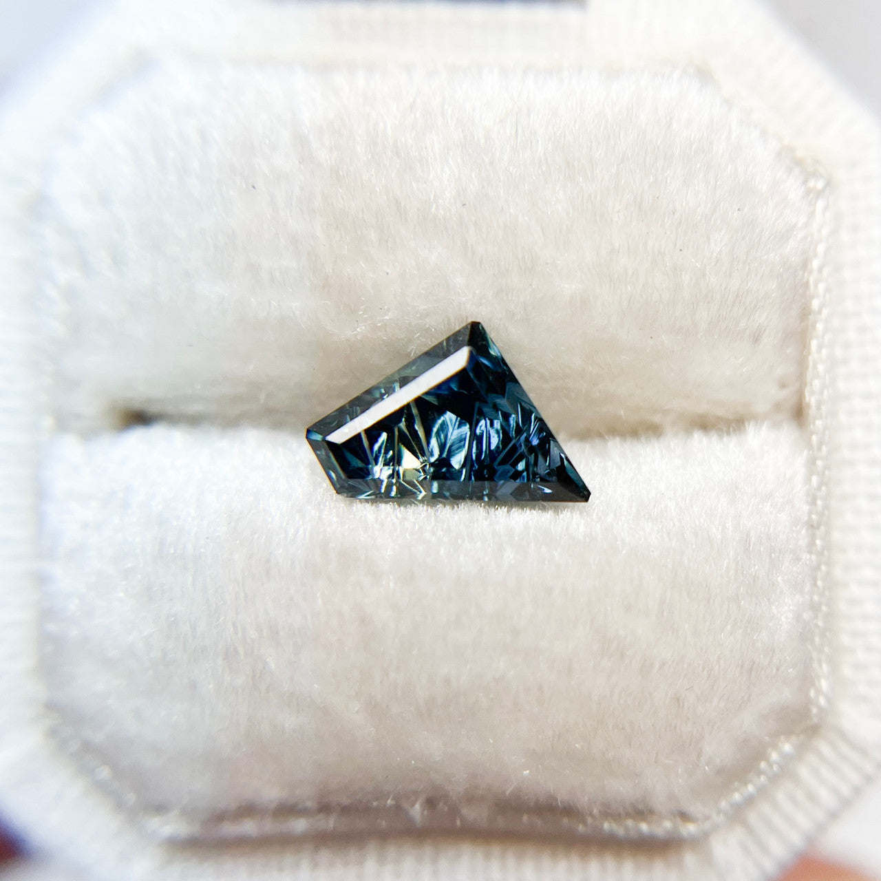 Teal Blue Parti Color Australian Sapphire Dreamscape™ Cut by John Dyer
