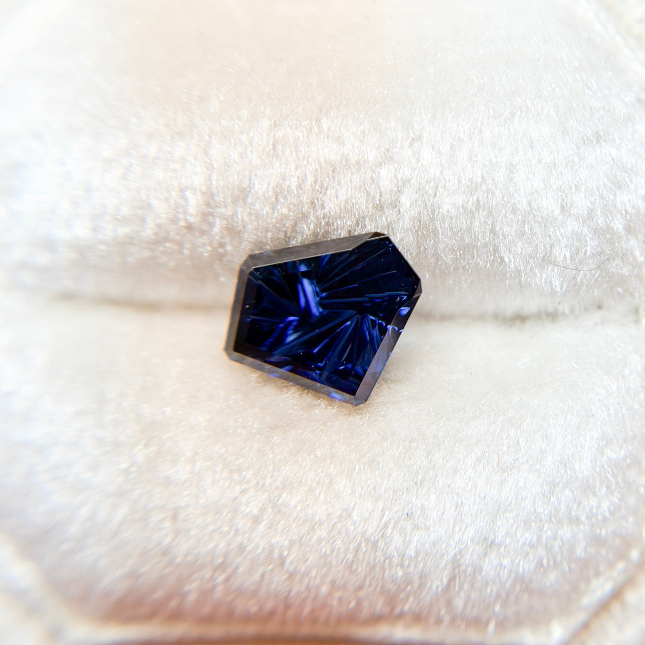 Vivid Blue Australian Sapphire Freeform Dreamscape™ Cut by John Dyer