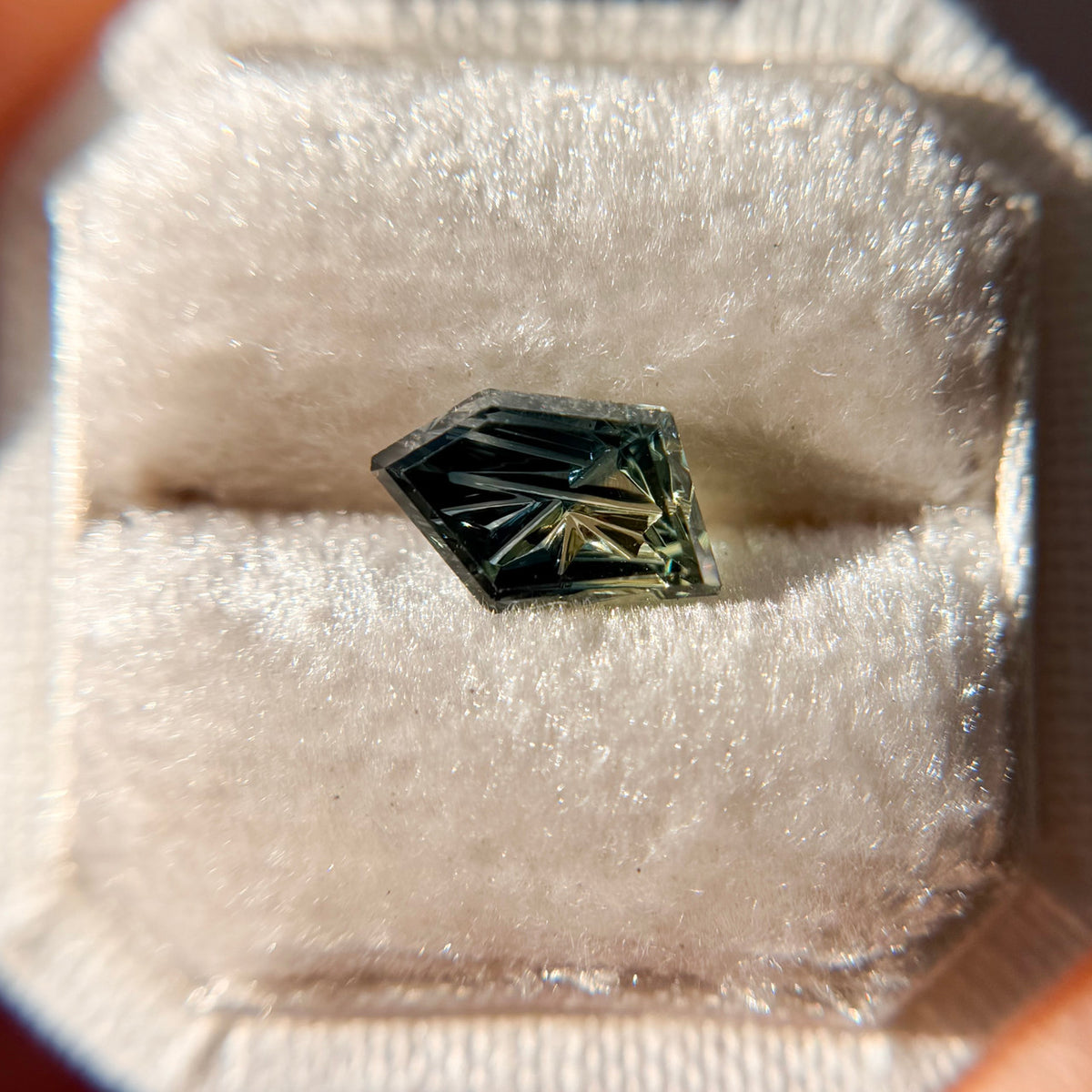 Parti Color Teal Green Australian Sapphire Dreamscape™ Cut by John Dyer