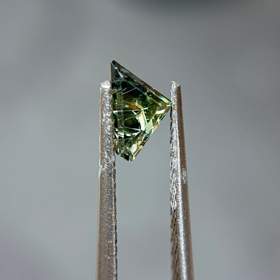 Parti Color Myrtle Green Australian Sapphire Dreamscape™ Cut by John Dyer