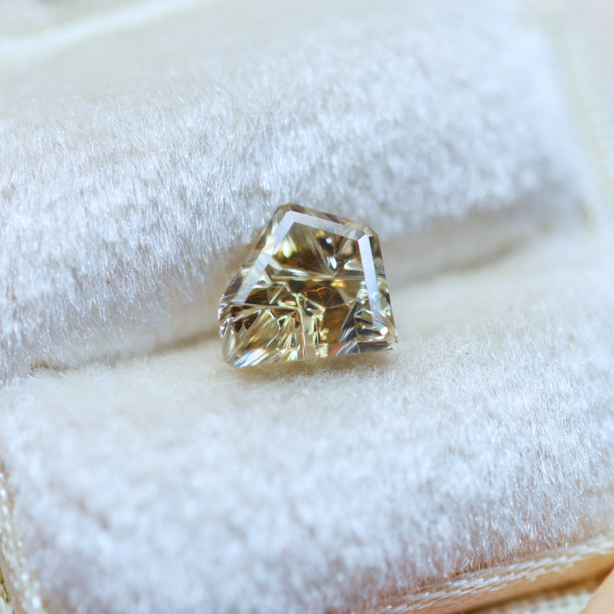 Golden Yellow Montana Sapphire Freeform Dreamscape™ Cut by John Dyer