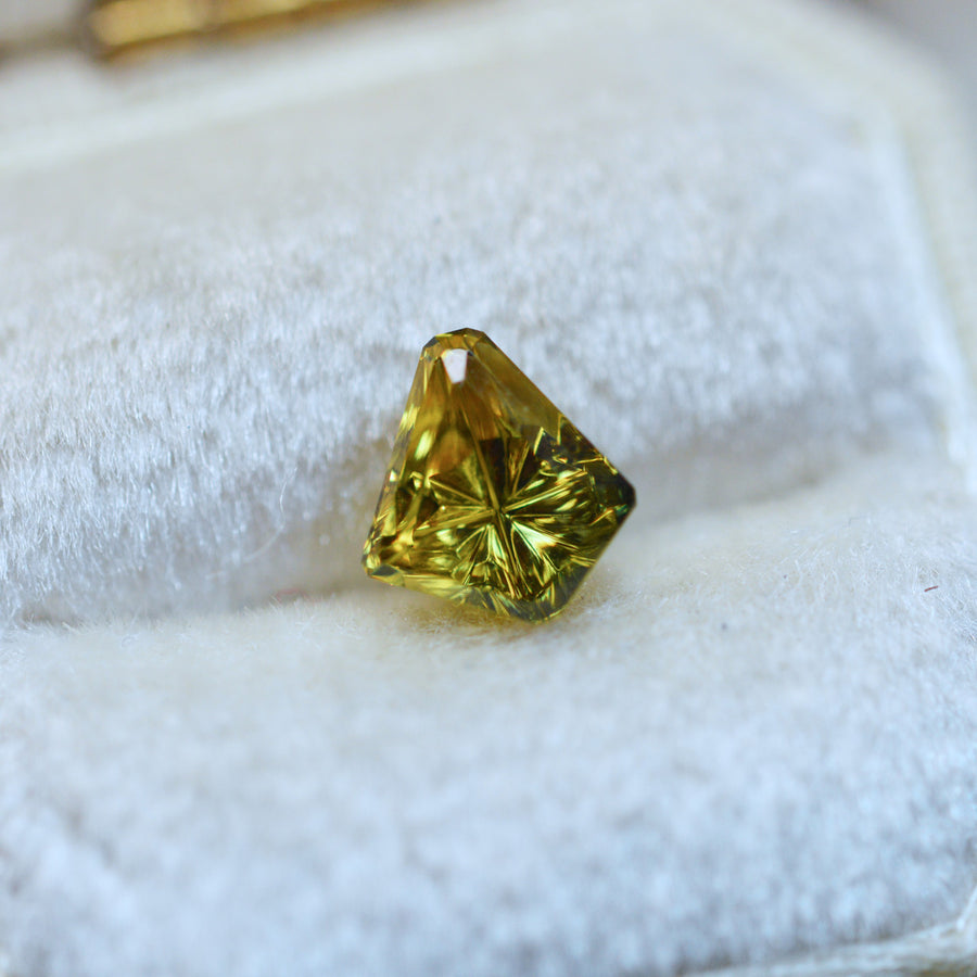 Golden Lime Green Parti Color Australian Sapphire StarBrite™ Cut by John Dyer