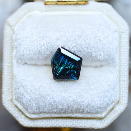 Ethereal Blue Freeform Australian Sapphire Dreamscape™ Cut by John Dyer