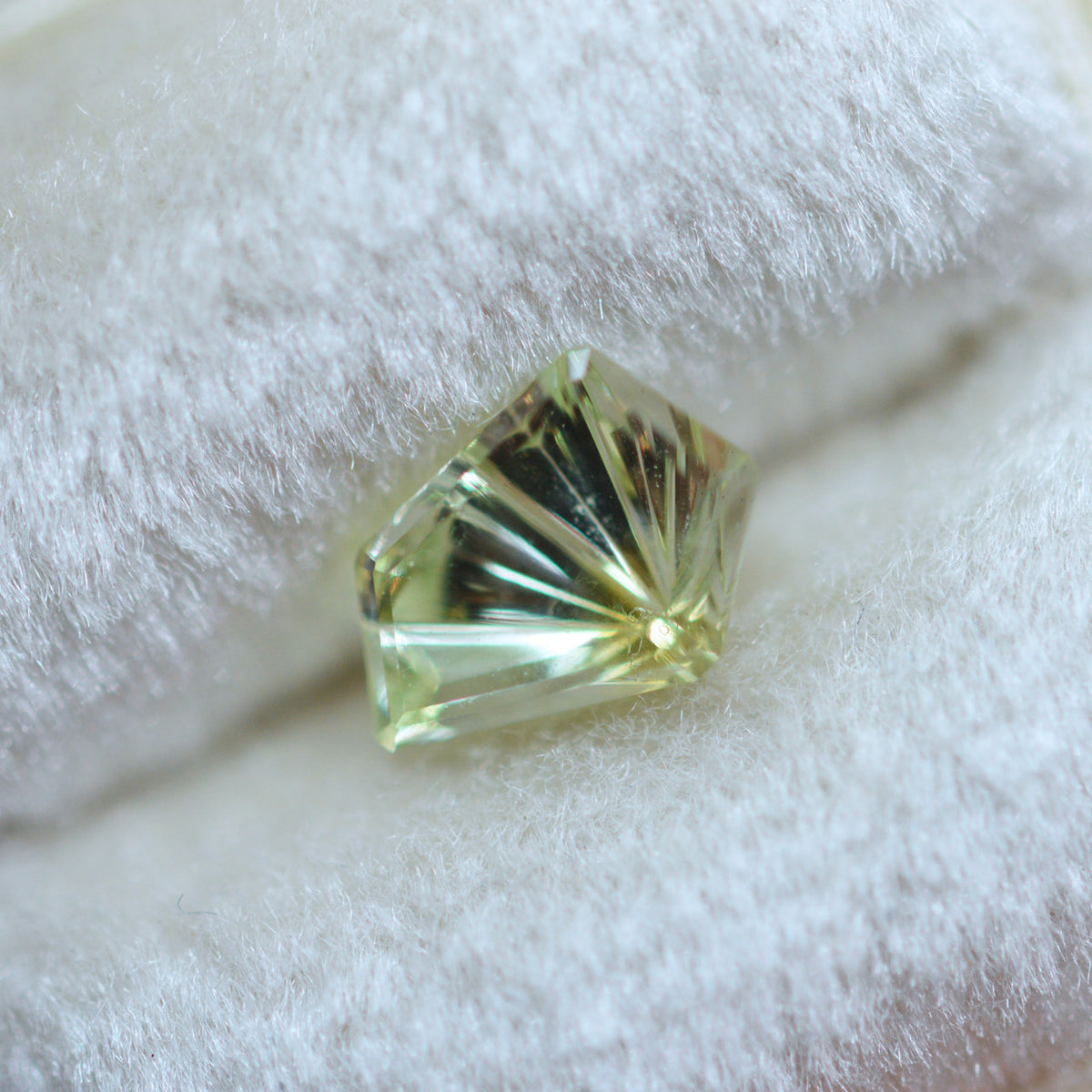 Yellow Green Montana Sapphire Freeform Dreamscape™ Cut by John Dyer