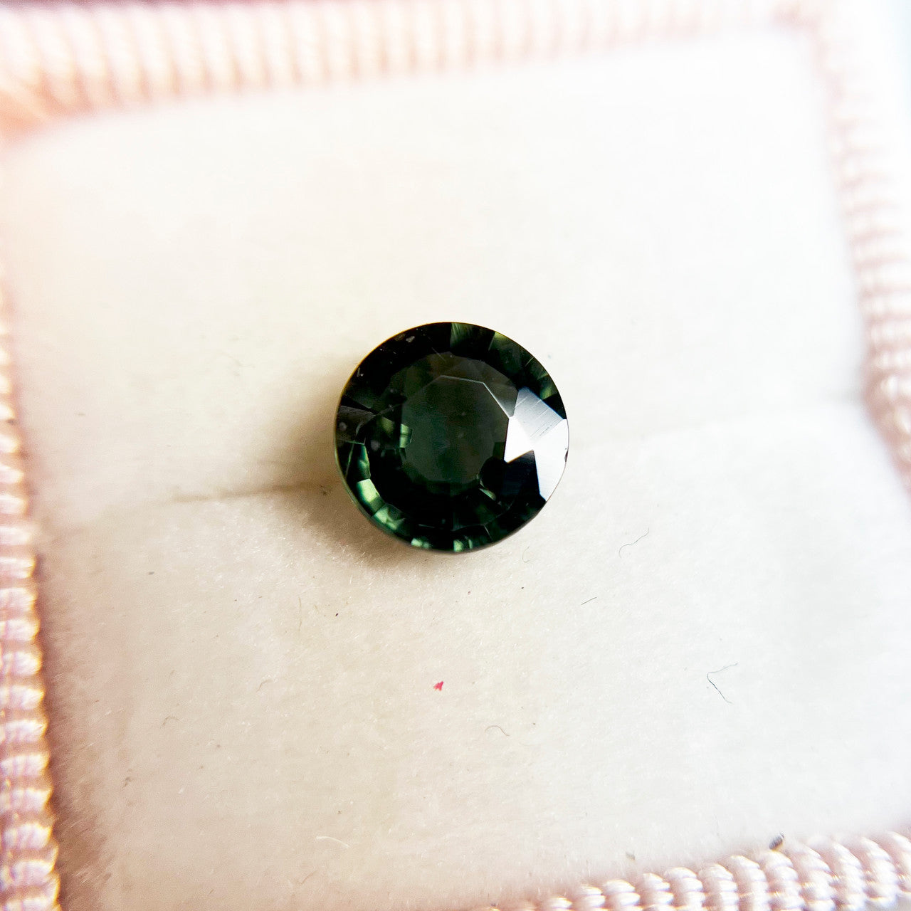 Round Deep Green Montana Sapphire