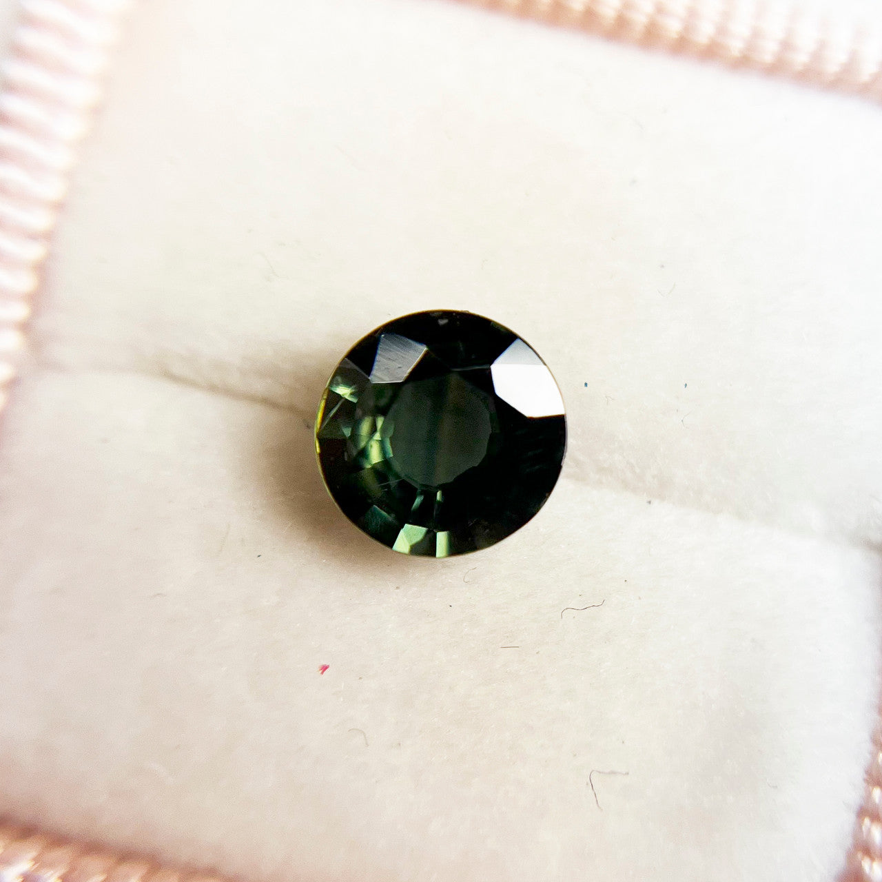 Round Deep Green Montana Sapphire