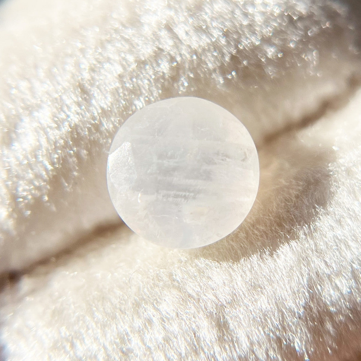 7mm Rainbow Moonstone