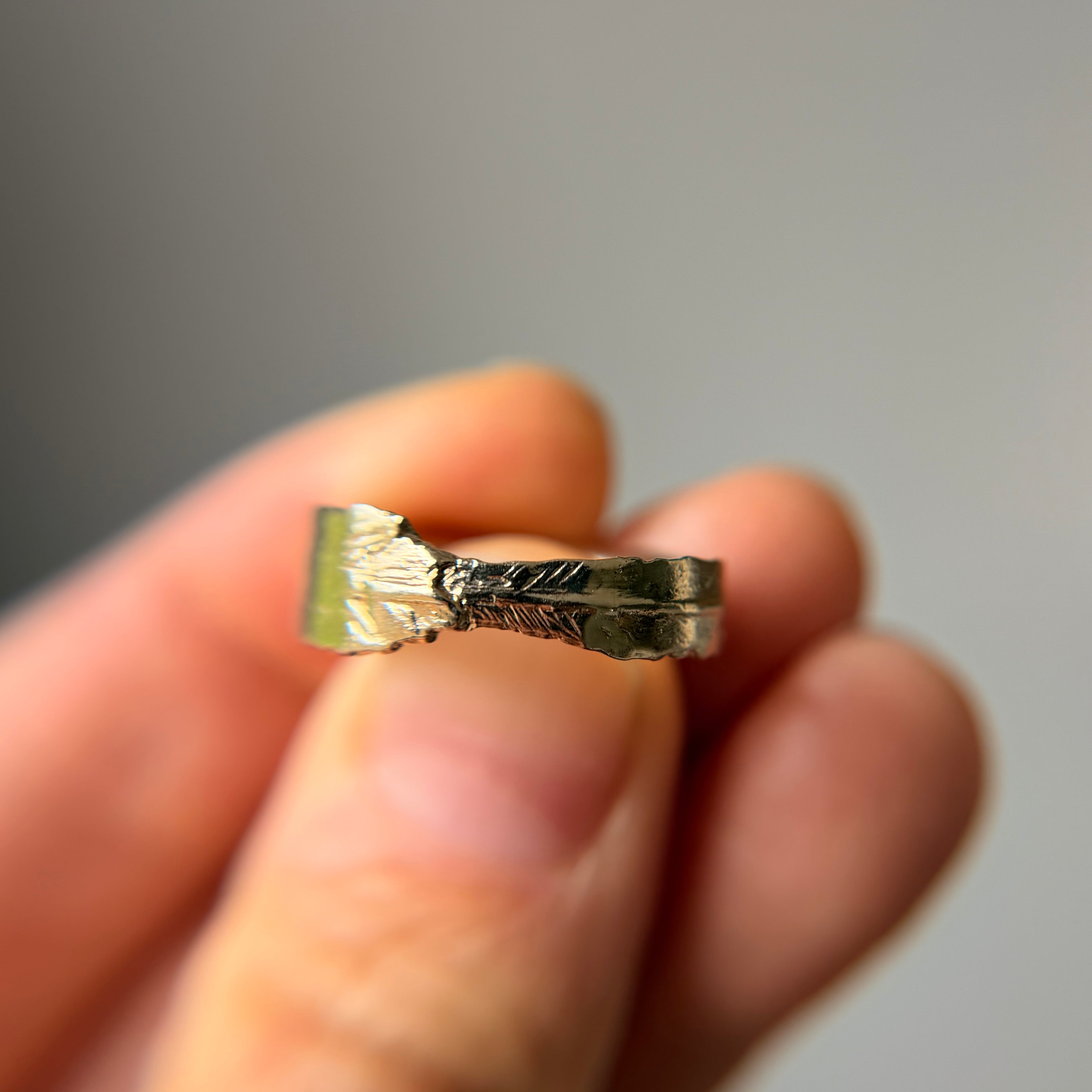 6mm Plume Ring - Ready To Ship