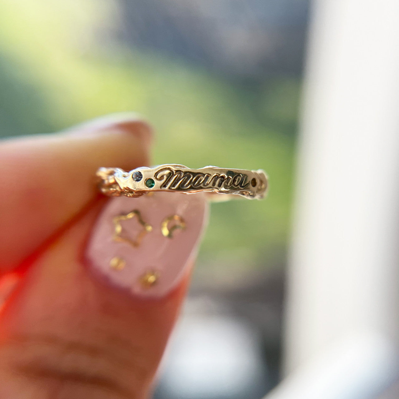 14K Yellow Gold Woodland Mama Birthstone Signet