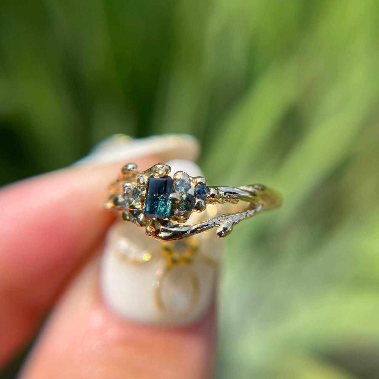 OOAK - Feyre Cluster Ring with a Teal Australian Sapphire Starbrite™ Cut by John Dyer