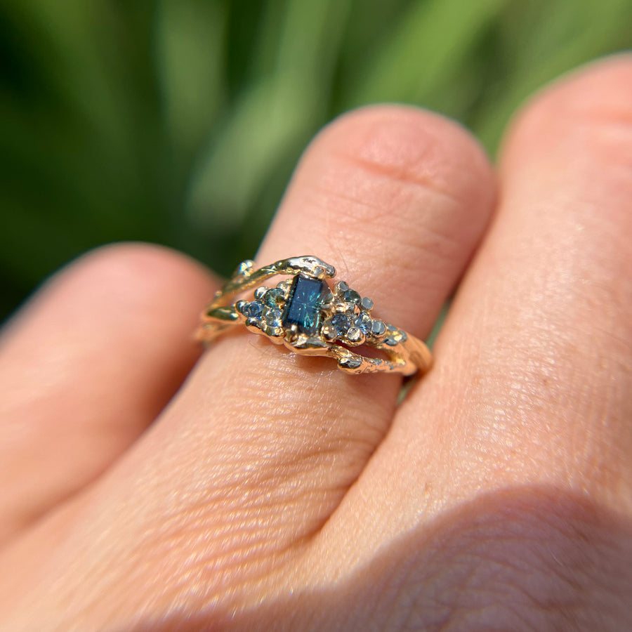 OOAK - Feyre Cluster Ring with a Teal Australian Sapphire Starbrite™ Cut by John Dyer