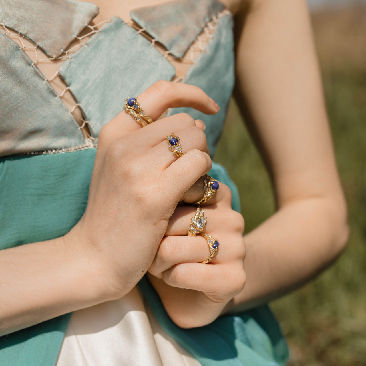 Feyre Star Sapphire Ring