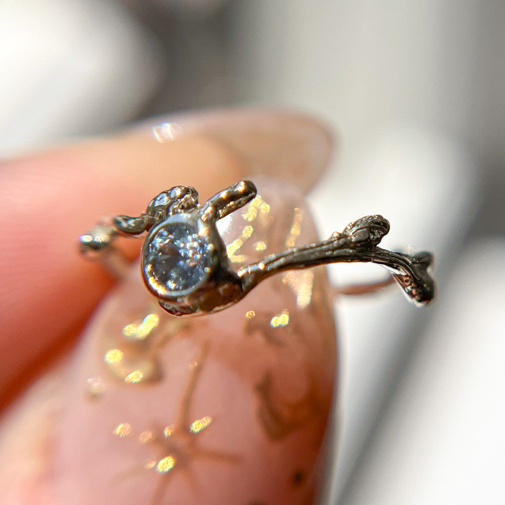14K White Gold Verona Montana Sapphire Bezel Solitaire Ring