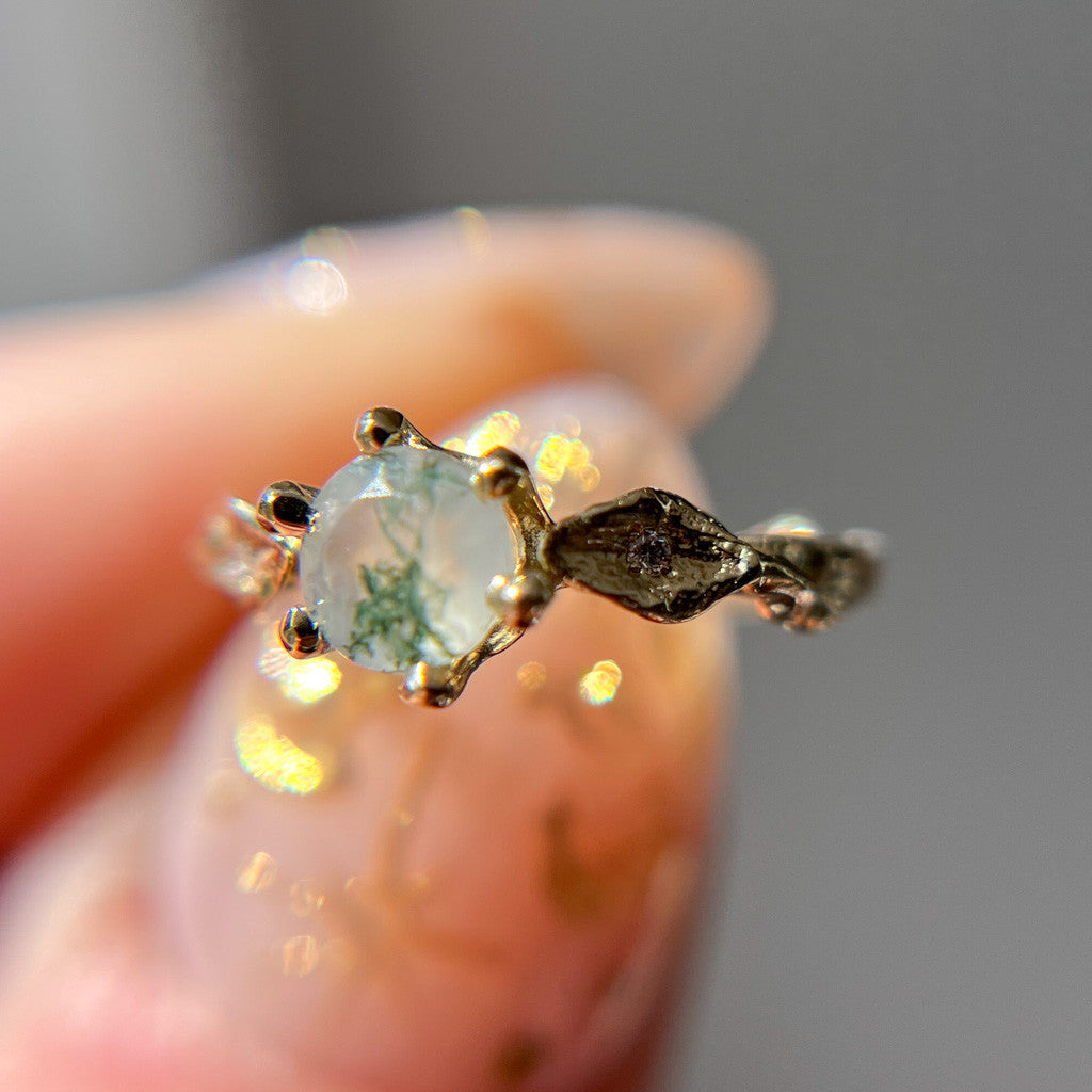 Flora Moss Agate Solitaire Ring