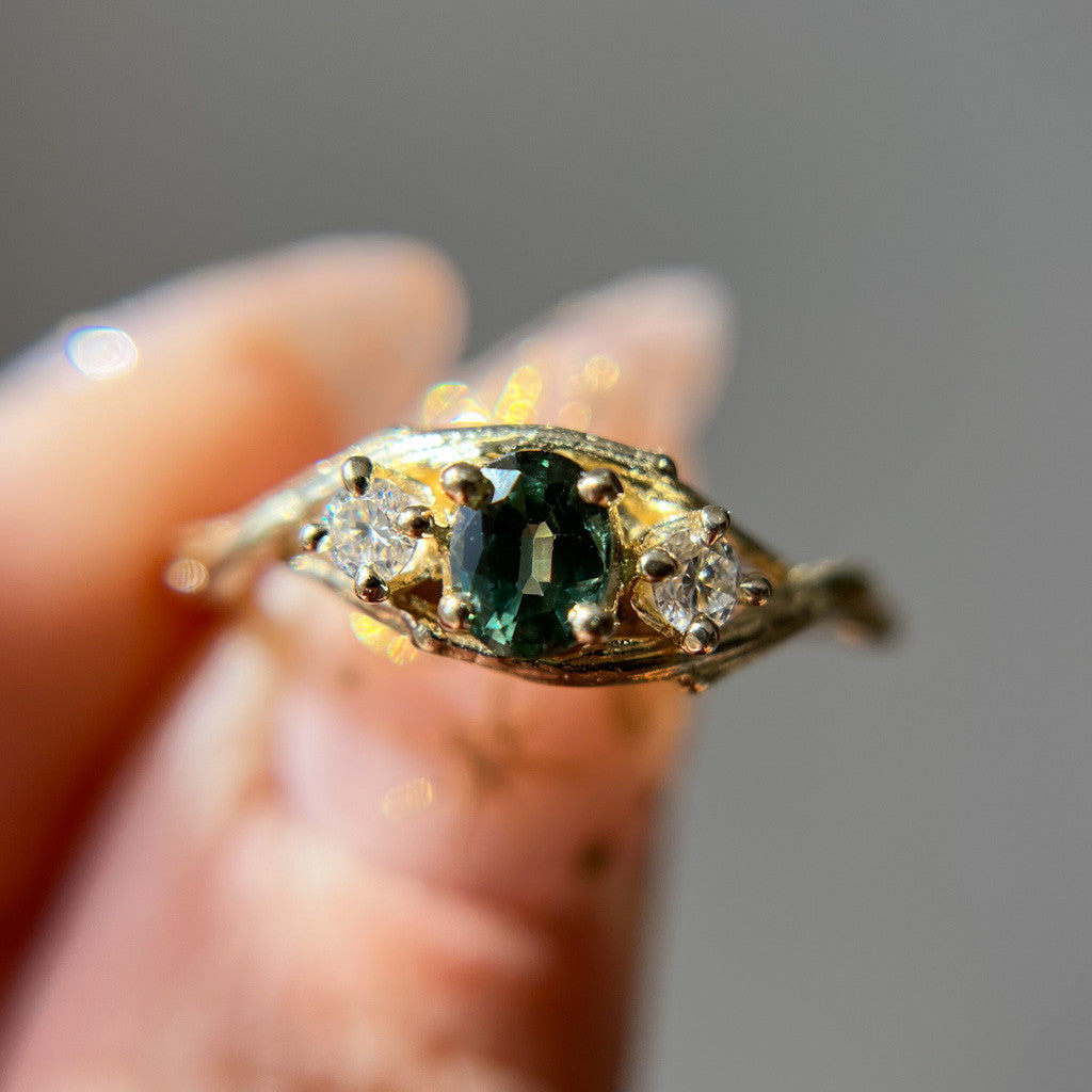 Unity Three Stone Setting
