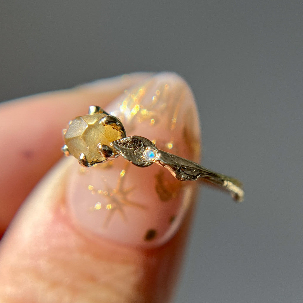 Flora Solitaire Setting