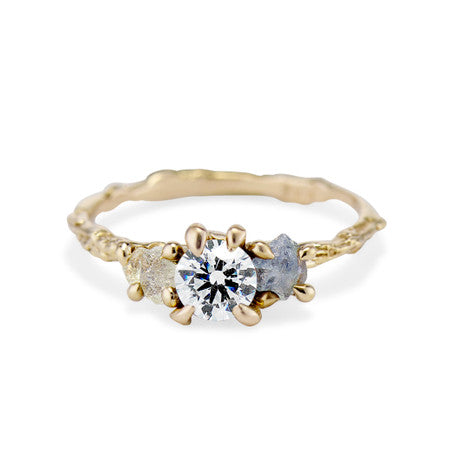 Naples Three Stone Setting