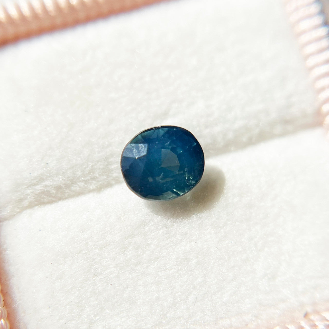 Oval Opalescent Blue Green Sapphire