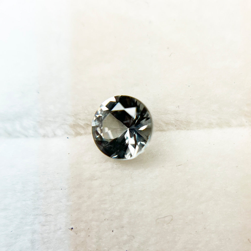 Round Light Green Montana Sapphire
